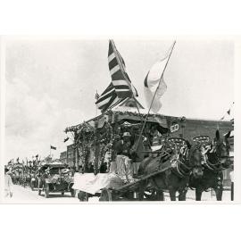 Armistice Day parade, Flinders Street, Townsville City, Townsville, 11 November 1918