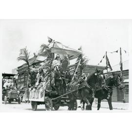 Armistice Day parade, Flinders Street, Townsville City, Townsville, 11 November 1918