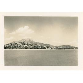 View of the Strand and Castle Hill, Townsville, 1950