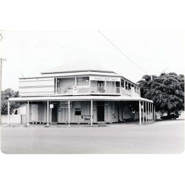 The Victoria Park Hotel, corner of Sixth Avenue and Boundary Street, South Townsville, 1981