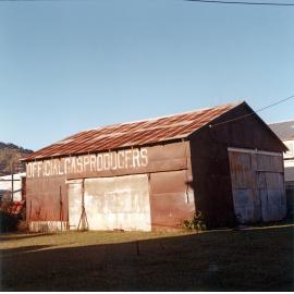 Gas shed, corner of Kings Road and Virgil Street, Hyde Park, Townsville, 1985