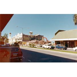 Demolition work, Town Hall and City Buildings, Townsville, 1978