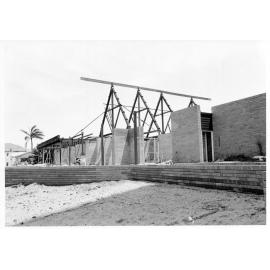 Work on Caravilla, the Strand, Townsville, 1974. 
