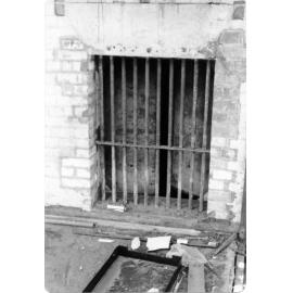 [Structure believed to be Townsville's original watch house on Melton Terrace.] 