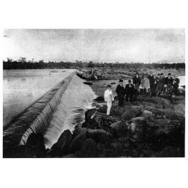 The Governor and the Premier with the Charters Towers Board of Waterworks inspecting the new weir across the Burdekin River, 1903