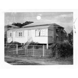 Flats, 5 Perkins Street, Townsville. 