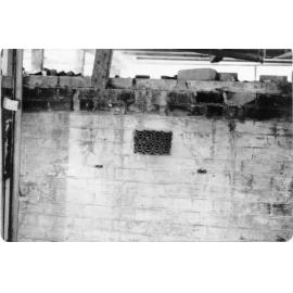 [Structure believed to be Townsville's original watch house on Melton Terrace.] 