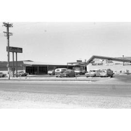 Sanderson Collection : Westside shopping centre, Bamford Lane, Townsville, ca 1977