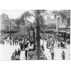 Victory celebrations in Flinders Street, Townsville, 1945