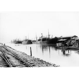 Ships in Townsville harbour. 