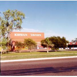 Kirwan Tavern, Thuringowa Drive, Kirwan, 1985