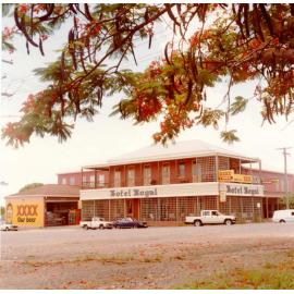 Royal Hotel, Stagpole Street, West End, Townsville, 1985
