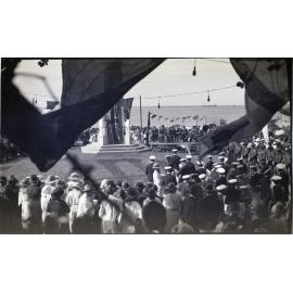 Jeffery collection : Gathering at the Cenotaph on the Strand, Townsville