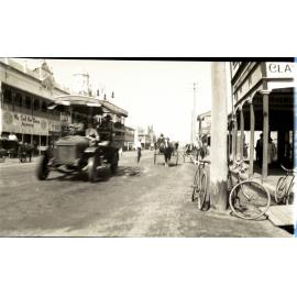 Jeffery collection : Bus and horsedrawn cart on Flinders Street, Townsville