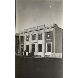 Jeffery collection : Commonwealth Bank of Australia, Flinders Street, Townsville