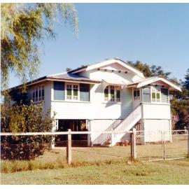 House, 33 Winifred Street, Mundingburra, Townsville, 1985