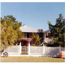 House, 10 Carr Street, Hermit Park, Townsville, 1985. 