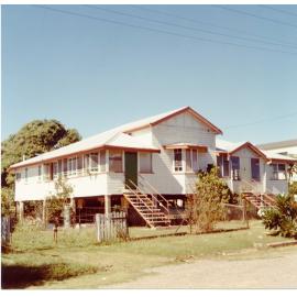 Flats, 3 Richmond Street, Hermit Park, Townsville, 1985. 