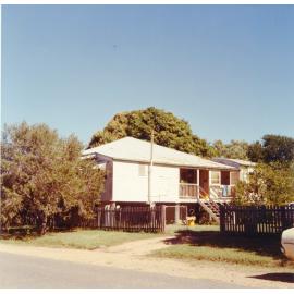 House, corner of Marks Street and the Avenue, Hermit Park, Townsville, 1985