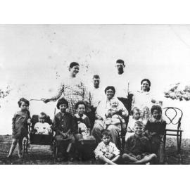 Mrs Ireland with her grandchildren, ca 1923 
