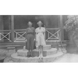 Mrs Hals and granddaughter Joyce Woodward, n. d. 