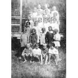 School photograph, at Weir State School, with Edie Lynam, Mary Vaughn, and Peggy Gleeson or Ruth Kelso, 1917 