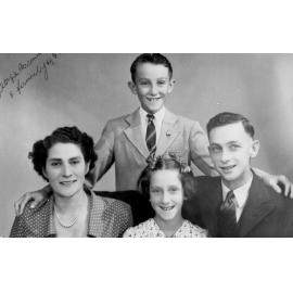George and Esme Rasmussen and children, 1948 