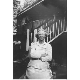 Helen Mitchell (nee Ireland) at Laudham park, 1957 