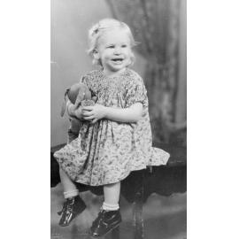 Sylvia Kelso, ca 1940 