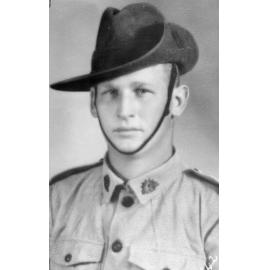 Dick Kelso in uniform, ca 1942 