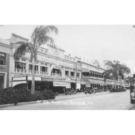 Townsville, Flinders Street, city buildings ( no. 68 of Murray Views postcard series), n.d. 
