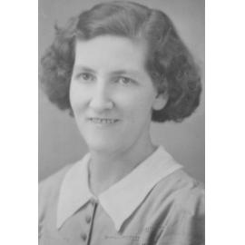 Biddy Neville, ca 1945 
