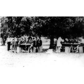 Dunk Island, Dining under the trees, 1927 