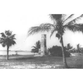 Townsville, Strand Park War Memorial, ca 1920 