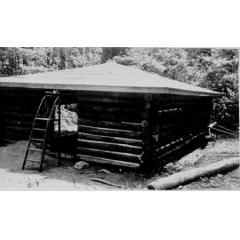 Paluma, US forces log cabin, ca 1942 