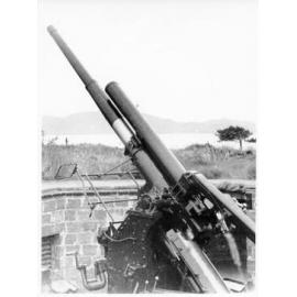 U.S. anti-aircraft gun (88mm) and emplacement, Strand Park, 1942 