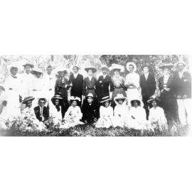 Rev. Canon P.G. Williams and the Sunday School teaching staff of St. Peter's Church of England, Morris Street, West End, 1906. 