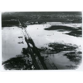 Flood waters at the junction of Abbott Street and Racecourse Road, 10th January, 1972