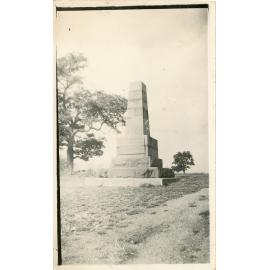 Sir Ross Smith Memorial, Darwin, [1935-1949]