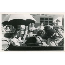 Family photograph from the Quelch Forno collection : Queen Elizabeth II in Townsville, 1954