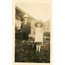 Family photograph from the Quelch Forno collection