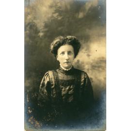 Family photograph from the Quelch Forno collection : Studio portrait of a woman, Aunt Ada Anderson