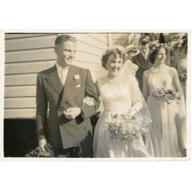 The wedding of Beryl Forno and Ron Quelch, Hermit Park Methodist Church, Townsville, 9 April 1955