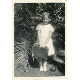 Family photograph from the Quelch Forno collection : Beryl Constance Forno, 5 years, January 1938