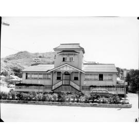 The People's Palace, Blackwood Street, Townsville, sold for removal for five pounds. 20th August 1965