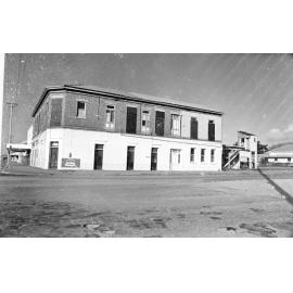 The Mansfield Hotel, Flinders Street, Townsville, 18 December 1972