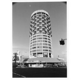 [Hotel Townsville under construction] 1976