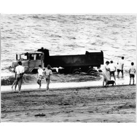 An accident during the construction of the Coral Sea Memorial Rockpool, Kissing Point, Townsville
