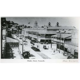 Flinders Street, Townsville, 1929 / Photo W.J. Laurie