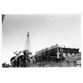 [Radio tower on McKimmin's building], Flinders Street, Townsville, 1943
